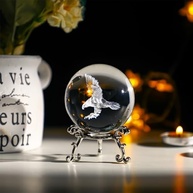 Bola de Cristal com Águia Gravada 3D - 60mm com Suporte, Decoração e Feng Shui - imagem 4