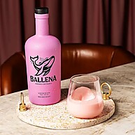 Licor Ballena Morango Tequila: Cremoso e Irresistível 750ml - imagem 5
