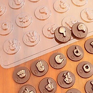 Forma de Chocolate Libras: Alfabeto Completo 7g - imagem 2