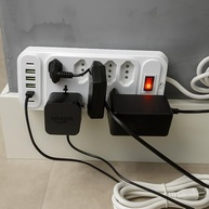 Filtro de Linha 5 Tomadas + 2 USB-A + 2 USB-C com Suporte de Parede Branco - imagem 4