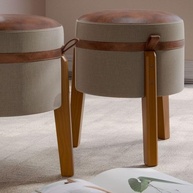 Kit Puff Redondo Decorativo em Courino com Pés de Madeira - 2 Unidades Bege - imagem 3