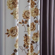 a-cortina-300x250m-estilo-ruanda-e-sua-privacidade-florida-sala-marrom-para-a