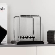 Pêndulo de Newton Decorativo Premium 13,5 cm | Movimento Perpétuo para Escritório e Decoração Moderna - imagem 2