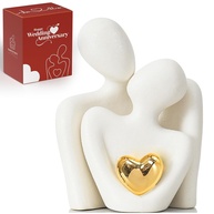 Miniestátua de Casal com Coração Dourado - Escultura Romântica para Decoração de Casa e Presente Especial - imagem 1