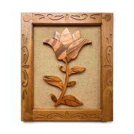 Quadro Decorativo Artesanal em Madeira Maciça com Flor de Lótus 64x54cm - Elegância Natural para Ambientes Sofisticados - imagem 1