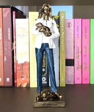 Escultura Decorativa Veterinária Cachorro em Resina Bronze 24cm - Decoração Temática para Consultórios e Ambientes Pet - imagem 3