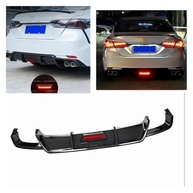 Difusor Para-choque Traseiro Toyota Camry 8ª Geração (2018-2023) - Gloss Black com Luz LED - imagem 5