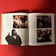 a-iconico-obra-tarantino-cineasta-do-a-essencial-quentin-a