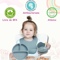 Kit Introdução Alimentar Bebê 8 Peças - Silicone Seguro, Sem BPA, Antialérgico - Prato, Copo, Colher, Garfo e Babador Premium (Roxo) - imagem 5