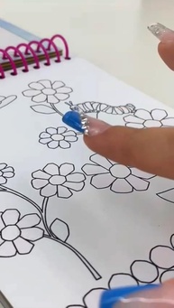 Eric Carle: Uma Lagarta Muito Comilona - Aquabook Infantil Encantador - imagem 3