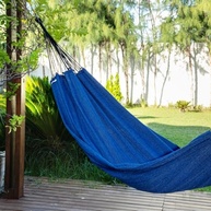 a-preto-e-qualquer-azul-de-basic-jeans-dormir-rede-para-conforto-com-royal-life-ambiente-estilo-a