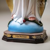 Imagem Nossa Senhora das Graças 40cm em Resina Importada - Pintura Manual com Detalhes Exclusivos - imagem 5