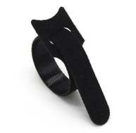 abracadeira-preta-a-fios-perfeitos-cabos-20cm-de-organizador-chicotes-e-50x-a