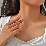 Colar Vnox Zircon Cross Birthstone - Elegância em Ouro e Aço - imagem 2