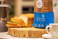 Combo 4 Pães Zero Açúcar 420g, Sem Glúten, Sem Leite, Vegano e de baixo valor calórico - imagem 3