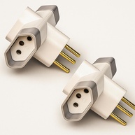 Kit 2 Adaptadores Tripolares T 3 Saídas 10A Bivolt - Organize e Expanda suas Tomadas! - imagem 1