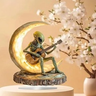 Estátua Alienígena Guitarrista da Lua - Decoração Cósmica para Jardim e Casa - imagem 5