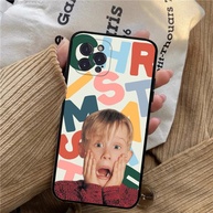 Capa Home Alone: Proteção e Estilo para seu iPhone - imagem 2