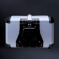 Bau de Moto 55L Universal em Alumínio Prata: Segurança e Estilo Antirroubo - imagem 4