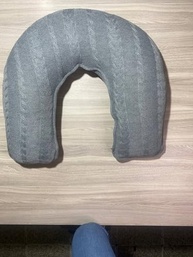 Almofada de Amamentação Travesseiro Ergonômico em Tricot Hipoalérgico com Zíper (Cinza Escuro) - imagem 5