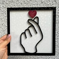 Quadro Decorativo Mini Coração Coreano - Charme e Estilo para Qualquer Ambiente (Vermelho) - imagem 3