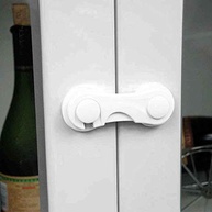 ambientes-branco-vivababy-inteligente-seguranca-adesiva-para-trava-a-armarios-para-infantis-a