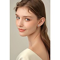 Brinco Flor Cravejado: Elegância Antialérgica - imagem 2