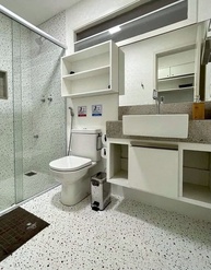 Adesivo para Piso Texturizado Granilite Ariel - Autocolante Lavável com Proteção Antibactericida - imagem 2