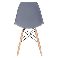 Cadeira Charles Eames Eiffel DSW - Loft7 - Assento em Polipropileno, Pés de Madeira Clara, Cinza Escuro - imagem 5