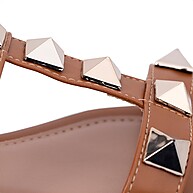 Rasteirinha com Spikes: Estilo e Atitude! - imagem 2