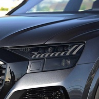 Película Protetora para Farol de Carro - TPU Transparente Fumê Preto para Audi Q8/SQ8/RSQ8 2019-2022 - imagem 1