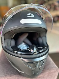 Capacete Race Tech Hit Monocolor: Segurança e Estilo para Sua Aventura - imagem 5