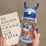 Garrafa Infantil Alce Azul 600ml com Canudo - Estimule a Hidratação Divertida para Crianças - imagem 1