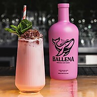 Licor Ballena Morango Tequila: Cremoso e Irresistível 750ml - imagem 4