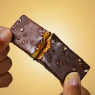 Barra de Proteína BOLD Snacks Thin Caramelo & Amendoim (12g de Proteína) - Caixa com 12 unidades - imagem 4