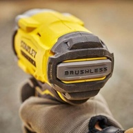 Chave de Impacto Stanley 20V MAX* SBW920 1/2" (13mm) - Potência Profissional Sem Fio (Sem Bateria/Carregador) - imagem 3