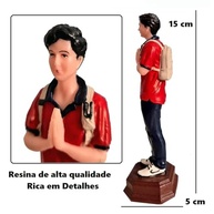 Estátua Devocional Beato Carlo Acutis em Resina | 15cm | Azul e Vermelho | Presente Católico Jovens - imagem 3
