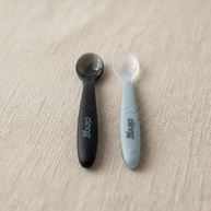 Conjunto de Colheres Ergonômicas para Bebês - Silicone Macio e Seguro nas Cores Marinho - imagem 3