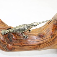 Estatueta de Beija-Flor em Latão - Decoração Elegante para Casa e Escritório - imagem 5