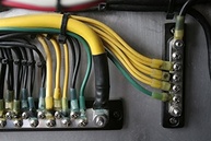 blue-de-a-sea-mini-systems-busbar-100a-energia-confiavel-organizada-e-distribuicao-a