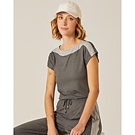 Blusa Feminina Decote Canoa em Viscose Stretch: Conforto e Versatilidade - imagem 1