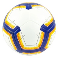 Bola de Futebol PVC Play&Fun: Diversão Garantida! - imagem 1