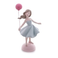 WOLFF - Figura Decorativa Boneca com Balão Vermelho 13cm | Decoração Infantil e Estilo - imagem 1