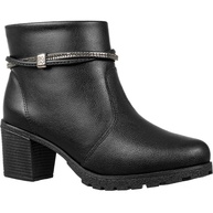 Bota Feminina GiGiL: Estilo e Conforto! - imagem 1