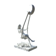 Escultura Decorativa Garota no Balanço com Lua Crescente - Branca em Plástico Resistente - imagem 1