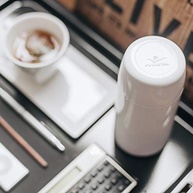 Garrafa Térmica Firenze Mini 250ml Branco - Conservação de Temperatura e Design Moderno - imagem 5