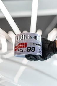 Cera Cleaner White Wax Soft99 350g: Brilho Impecável e Proteção Duradoura para seu Carro Branco - imagem 5
