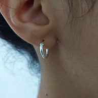 Brincos de Argola Prata 925: Elegância Minimalista - imagem 1