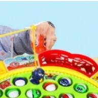 Brinquedo Pescaria Infantil com Música e 24 Peixes - imagem 1