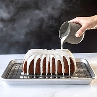 Nordic Ware Gourmet Bundt Salted Caramel Quickbread Mix, Brown - imagem 4